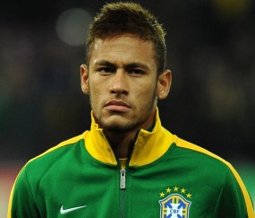 开云官方app入口-孤星璀璨，奥运周期关键战之夜，浓眉用一己之力书写篮坛传奇