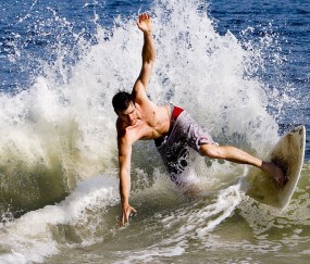 开云体育平台APP-德甲争冠战之夜，布伦森关键时刻站出来