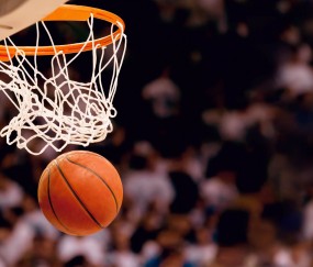 开云体育入口-恩比德统治力让比赛提前失去悬念，爵士生死战逆袭森林狼